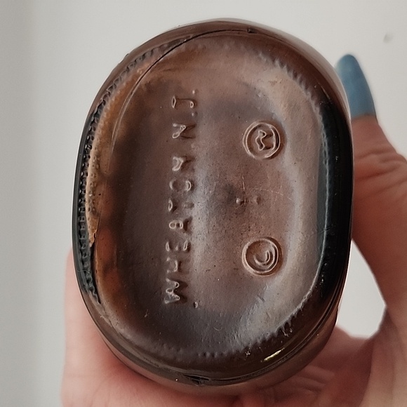 Vintage Wheaton Amethyst Pocahontas Glass Bottle 5.5" - Picture 7 of 7